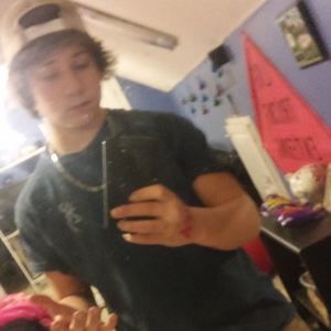 Meet your Posher, Cameron